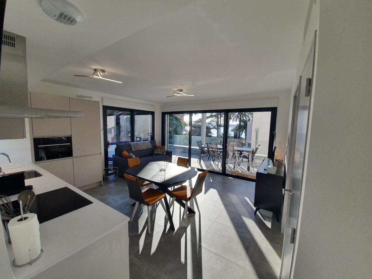 T3 Neuf Avec Terrasse Face A La Mer Bandol Kültér fotó
